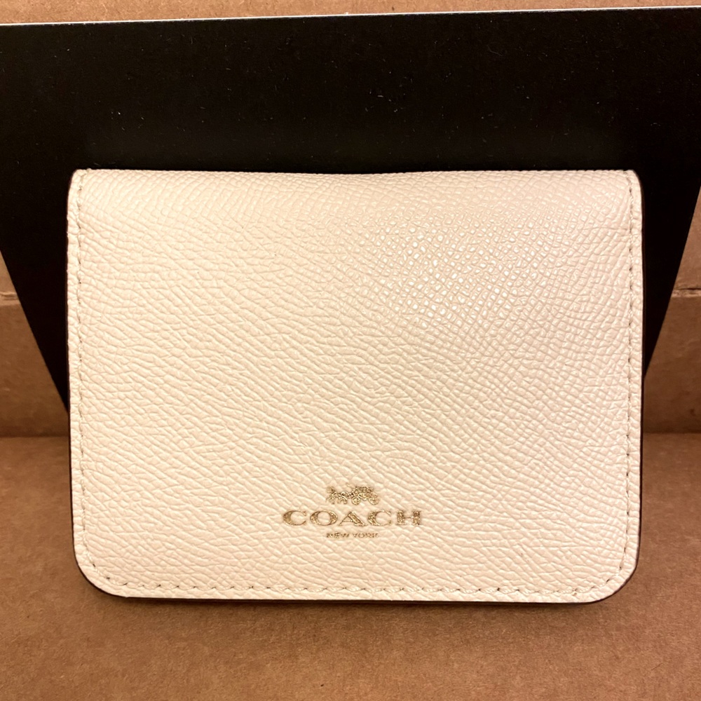 Leather card case with keychain